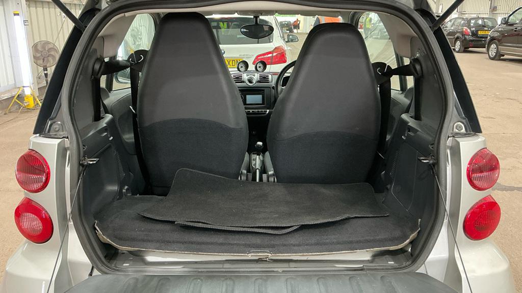Smart fortwo 1.0 MHD Passion Coupe 2dr Petrol SoftTouch Euro 5 (s/s) (71 bhp)