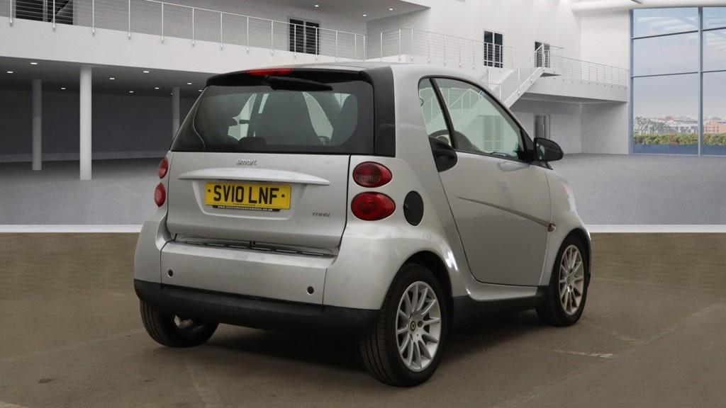 Smart fortwo 1.0 MHD Passion Coupe 2dr Petrol SoftTouch Euro 5 (s/s) (71 bhp)