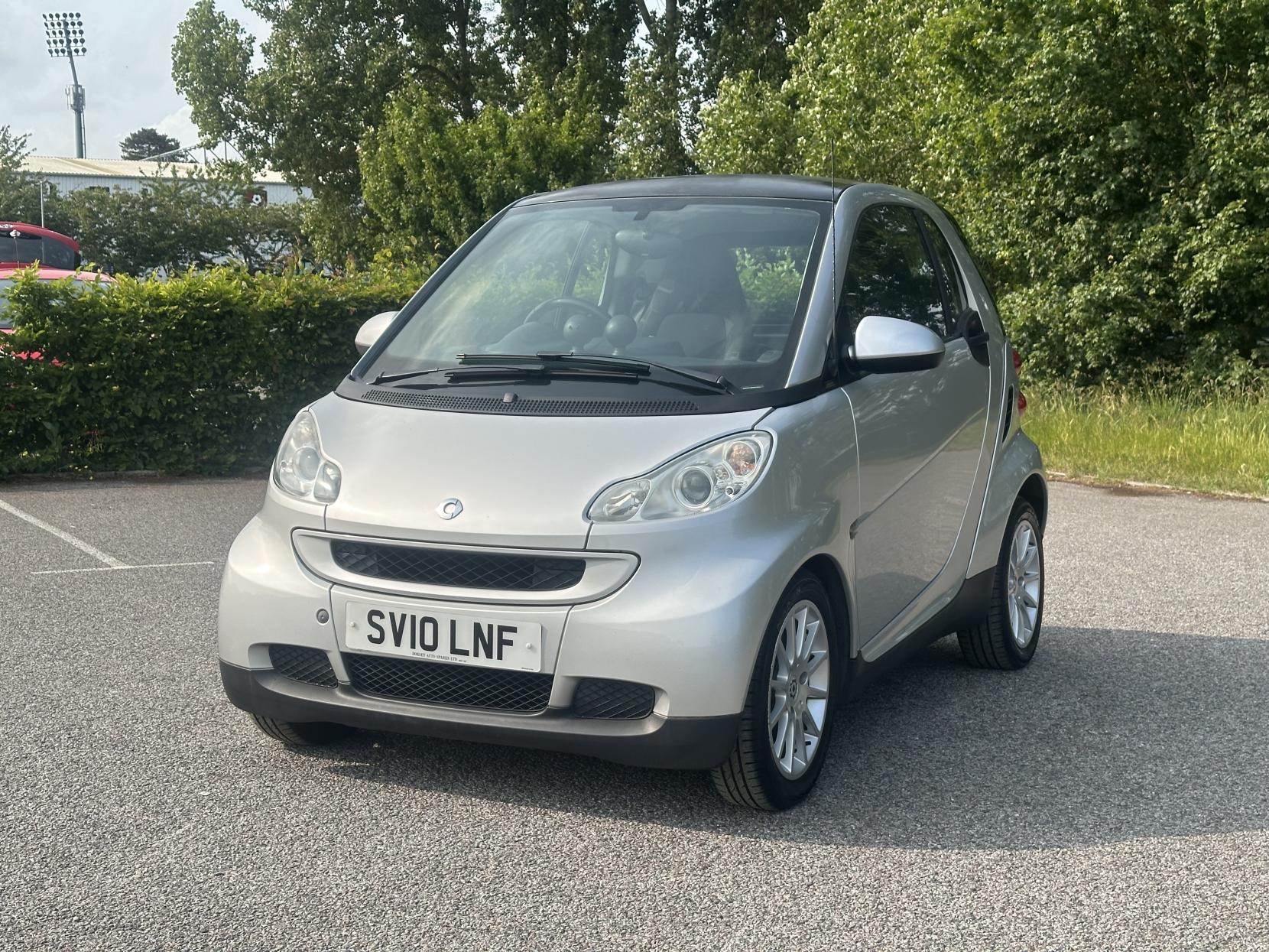 Smart fortwo 1.0 MHD Passion Coupe 2dr Petrol SoftTouch Euro 5 (s/s) (71 bhp)
