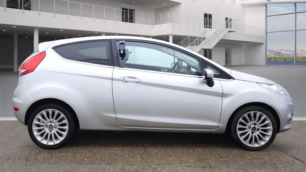 Ford Fiesta 1.4 Titanium Hatchback 3dr Petrol Automatic (154 g/km, 94 bhp)