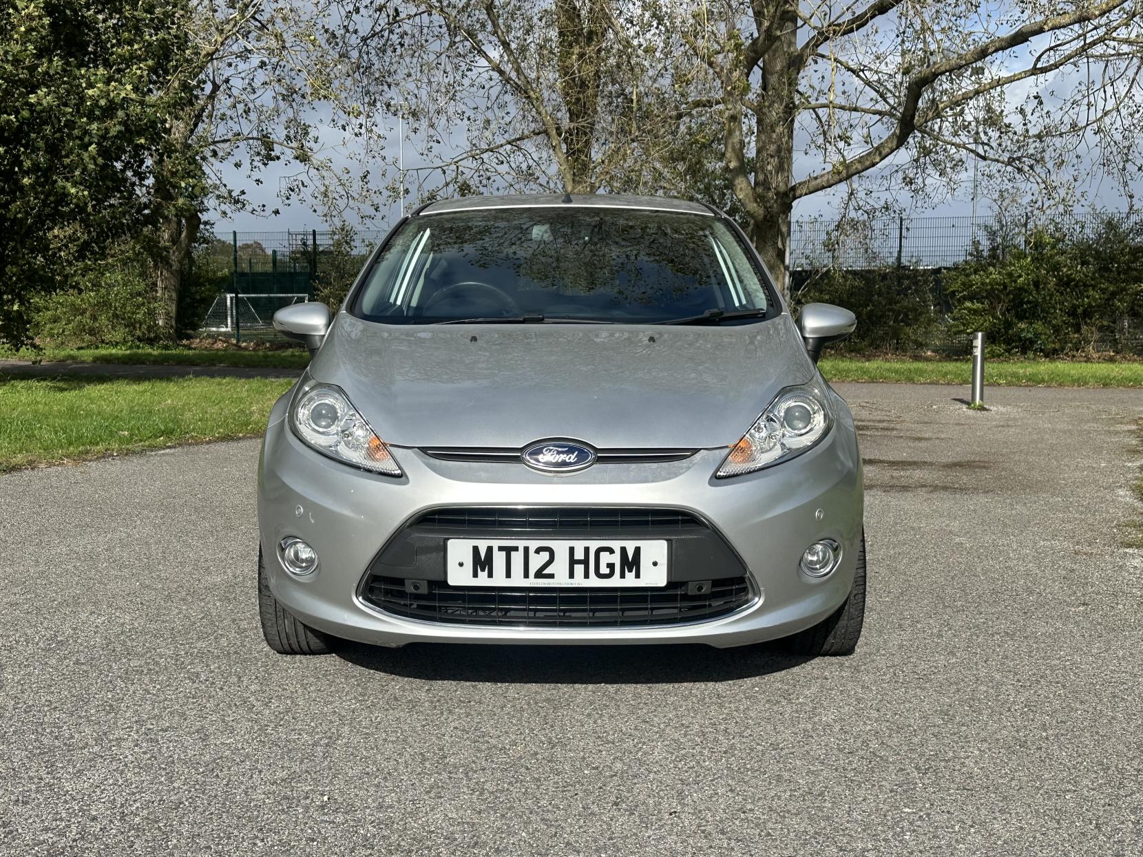 Ford Fiesta 1.4 Titanium Hatchback 3dr Petrol Automatic (154 g/km, 94 bhp)