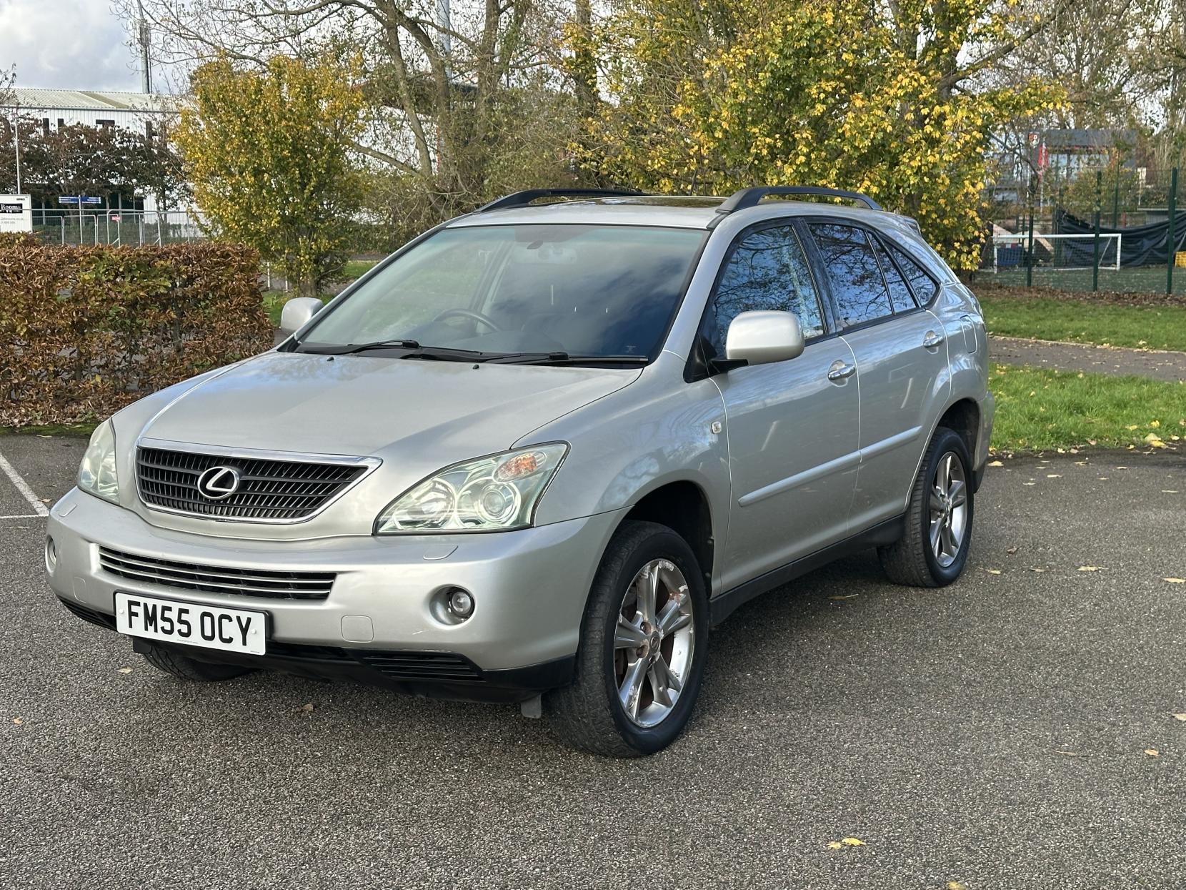Lexus RX 3.3 400h SE SUV 5dr Petrol Hybrid CVT (192 g/km, 208 bhp)