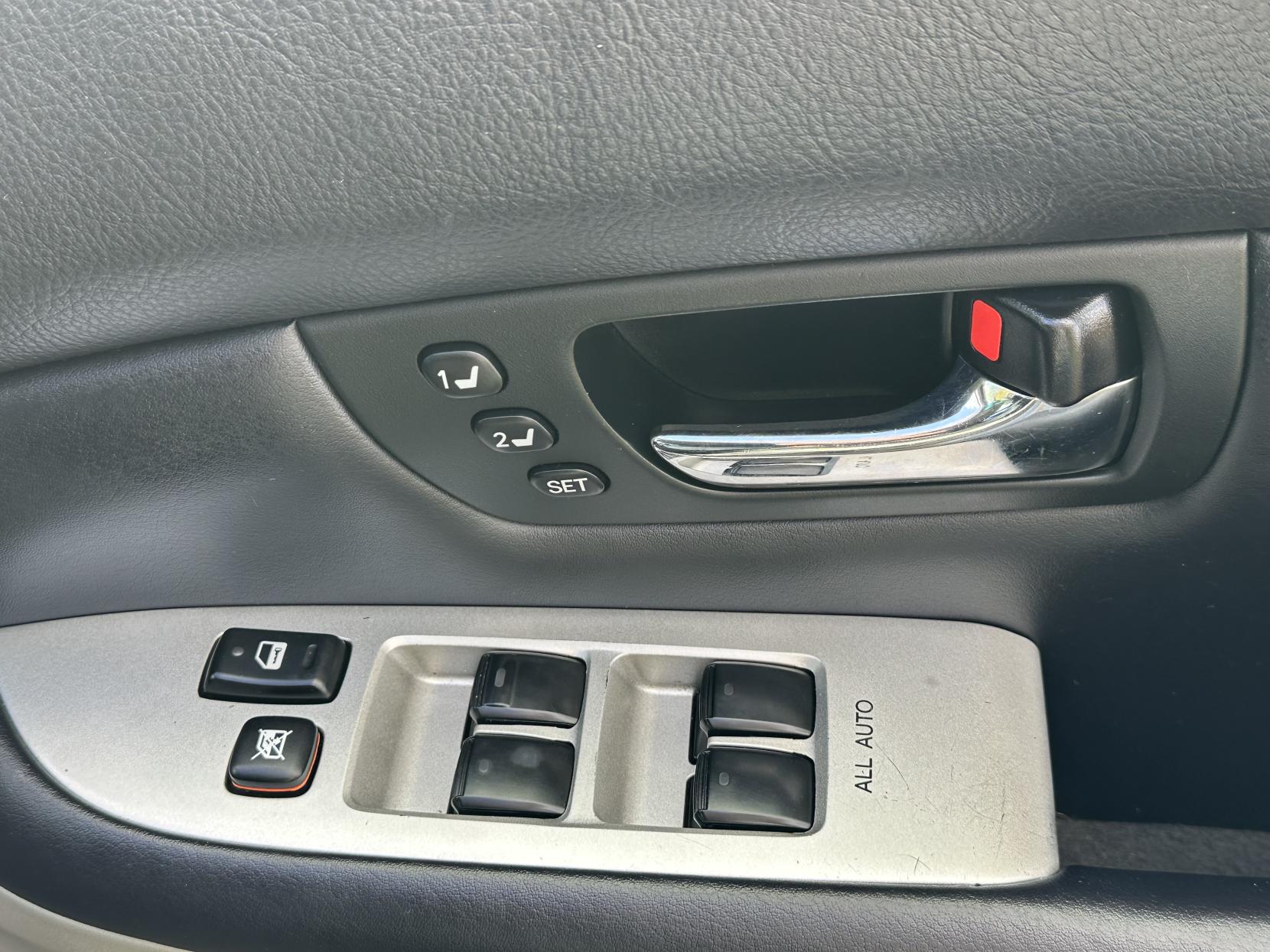 Lexus RX 3.3 400h SE SUV 5dr Petrol Hybrid CVT (192 g/km, 208 bhp)