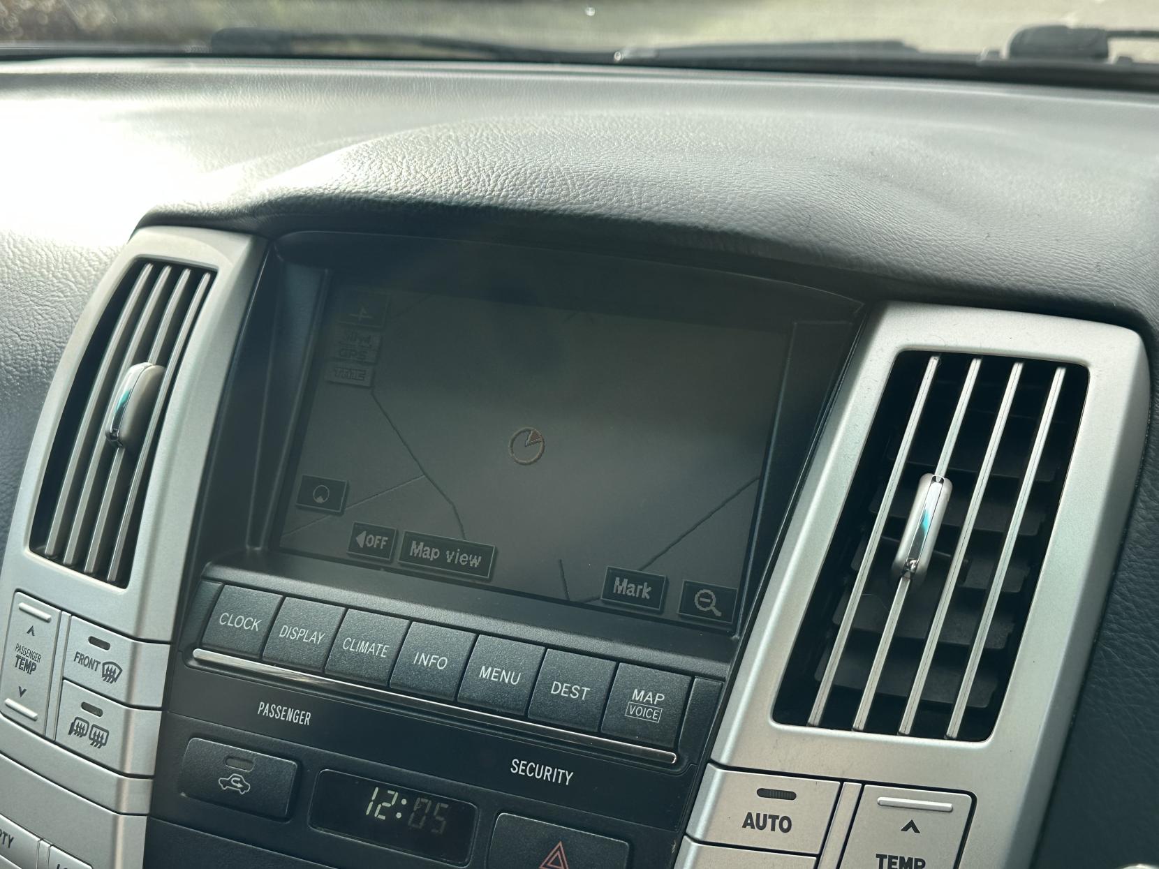 Lexus RX 3.3 400h SE SUV 5dr Petrol Hybrid CVT (192 g/km, 208 bhp)