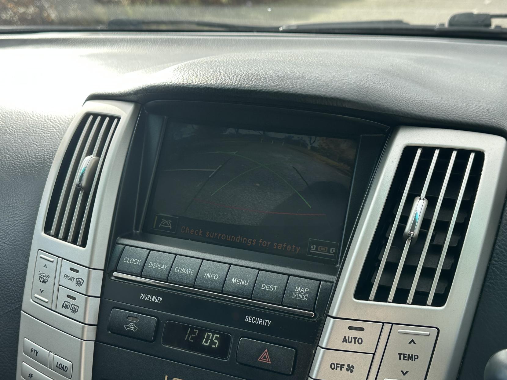 Lexus RX 3.3 400h SE SUV 5dr Petrol Hybrid CVT (192 g/km, 208 bhp)