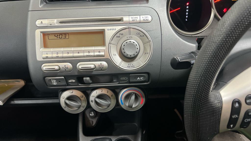 Honda Jazz 1.4 i-DSI SE Hatchback 5dr Petrol CVT-7 (139 g/km, 82 bhp)