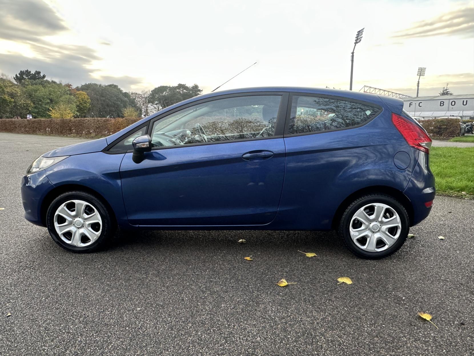 Ford Fiesta 1.25 Edge Hatchback 3dr Petrol Manual (127 g/km, 59 bhp)