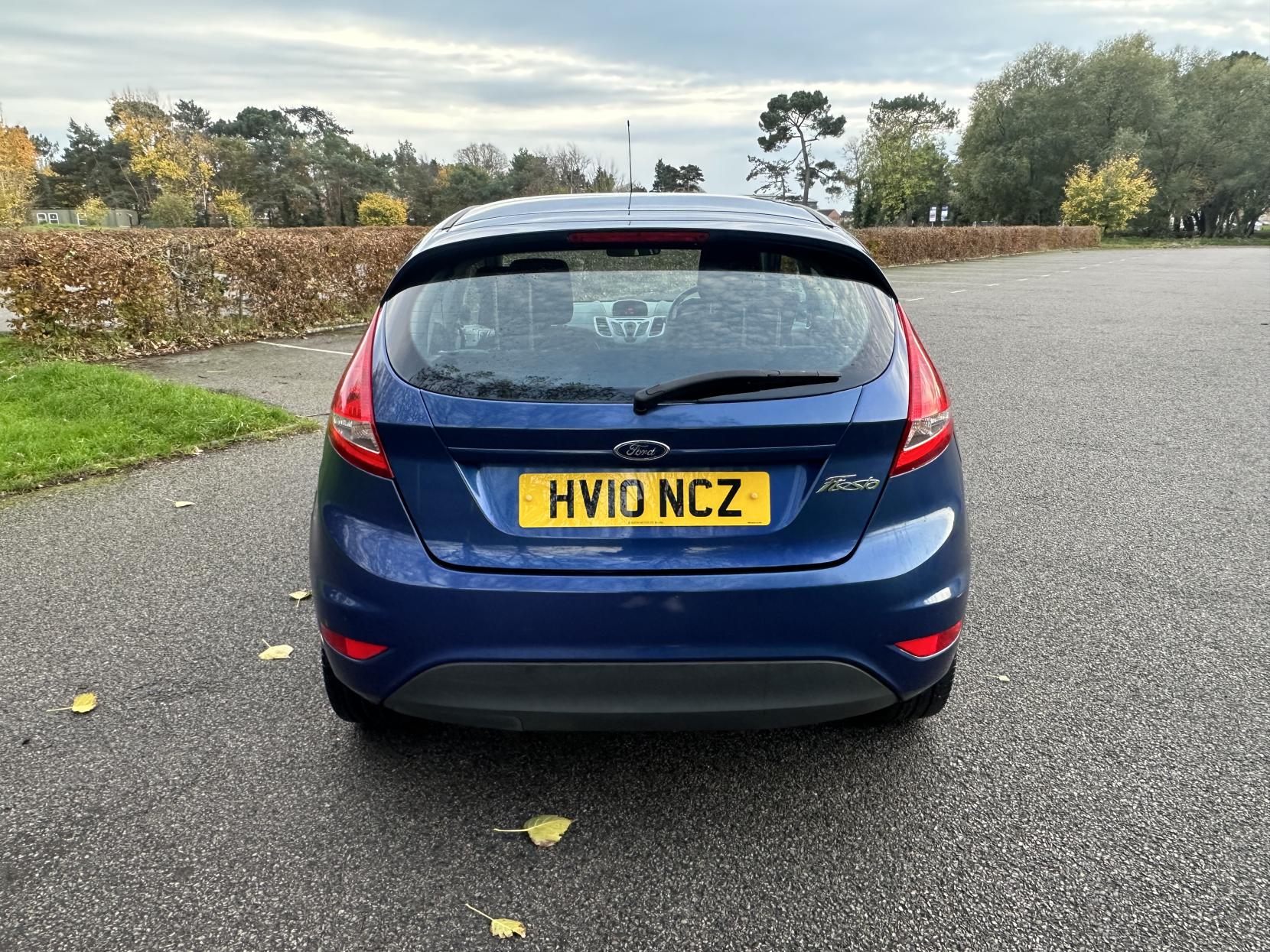 Ford Fiesta 1.25 Edge Hatchback 3dr Petrol Manual (127 g/km, 59 bhp)