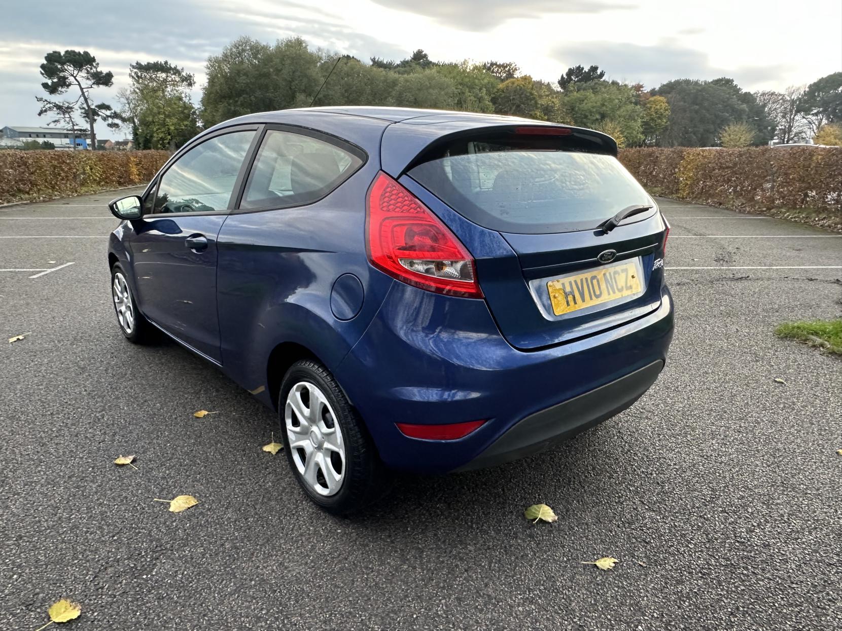 Ford Fiesta 1.25 Edge Hatchback 3dr Petrol Manual (127 g/km, 59 bhp)