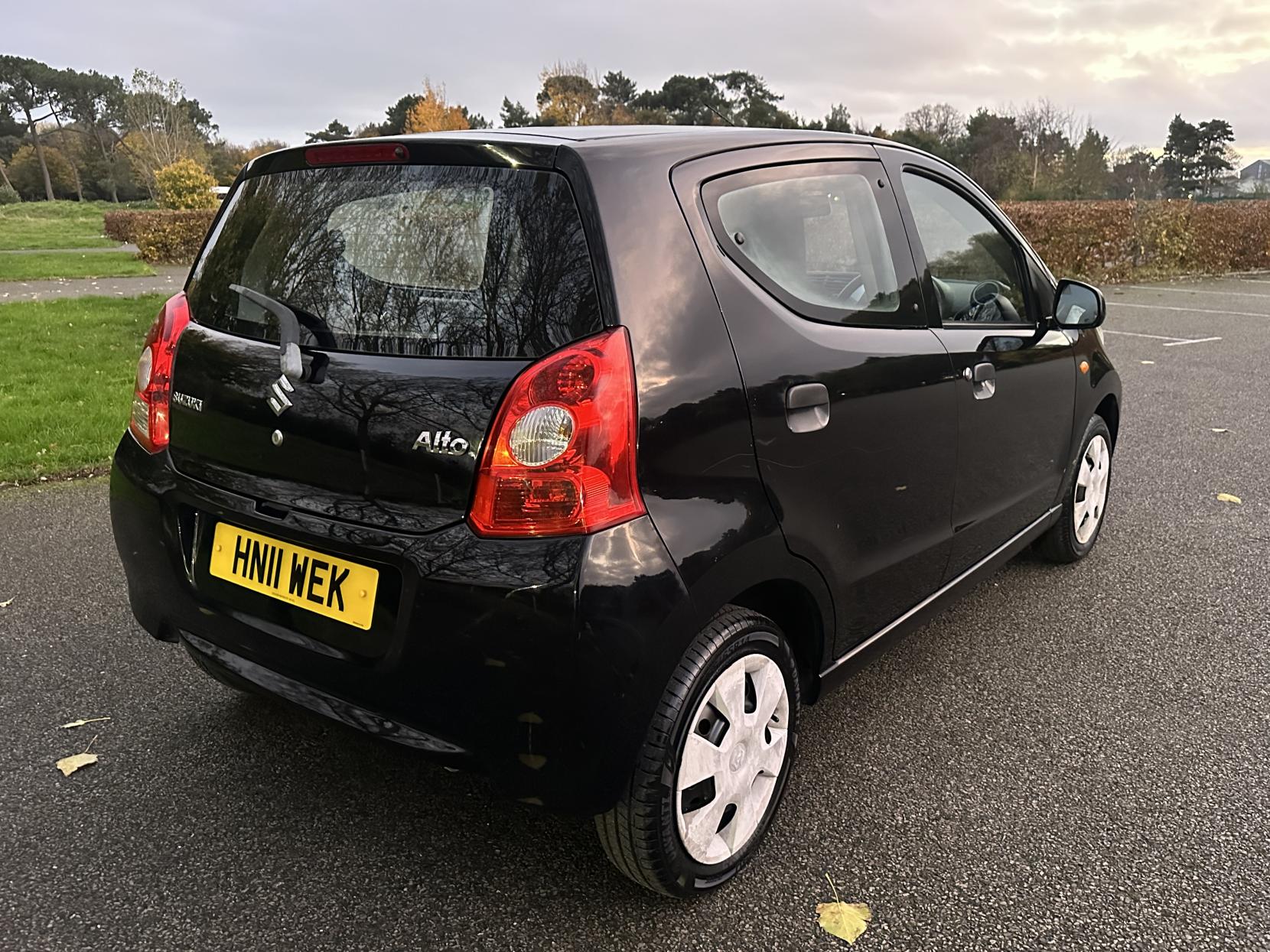 Suzuki Alto 1.0 12V SZ2 Hatchback 5dr Petrol Manual Euro 5 (68 ps)