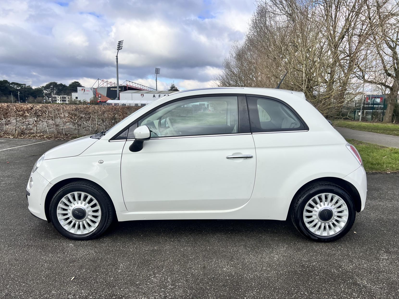 Fiat 500 0.9 TwinAir Lounge Hatchback 3dr Petrol Manual Euro 5 (s/s) (85 bhp)