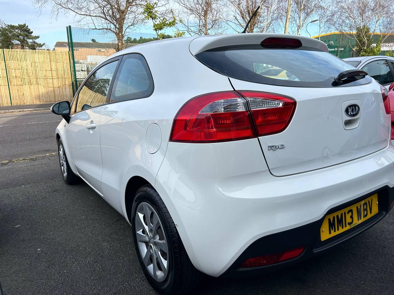 Kia Rio 1.25 1 Hatchback 3dr Petrol Manual Euro 5 (84 bhp)