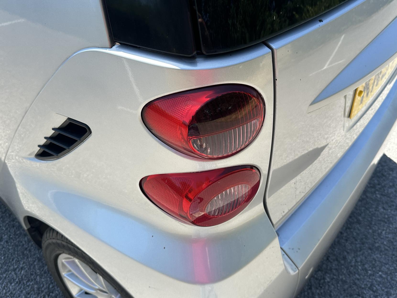 Smart fortwo 1.0 Passion Coupe 2dr Petrol Auto Euro 4 (71 bhp)