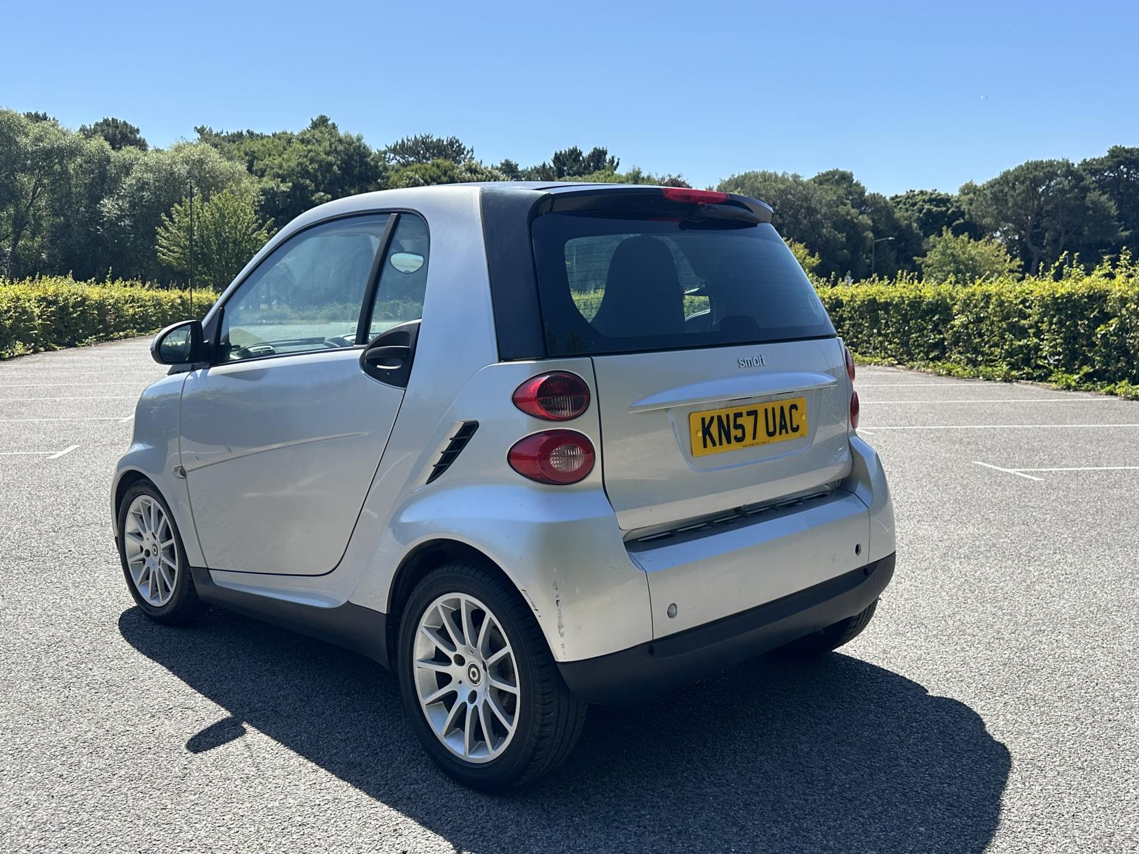 Smart fortwo 1.0 Passion Coupe 2dr Petrol Auto Euro 4 (71 bhp)