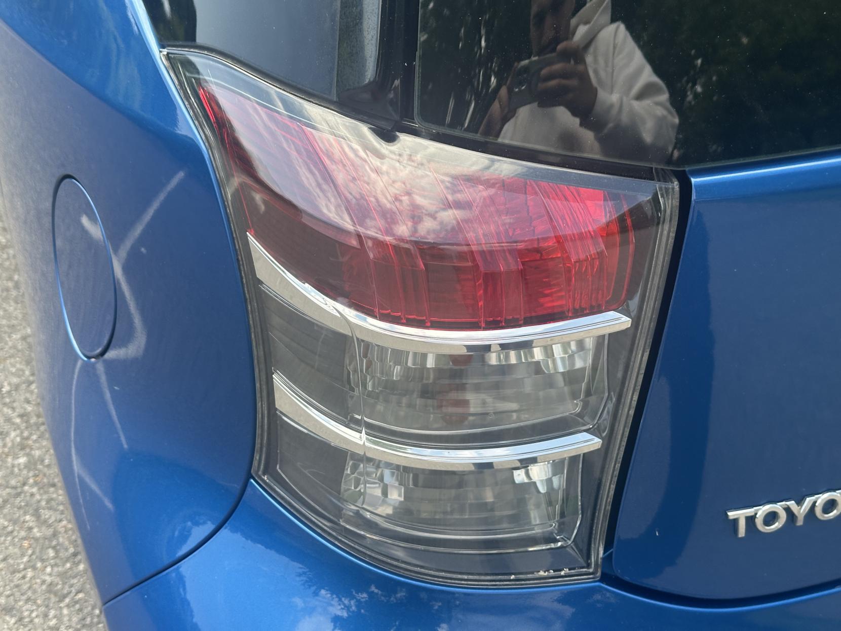 Toyota iQ 1.0 VVT-i 2 Hatchback 3dr Petrol Manual Euro 4 (68 bhp)