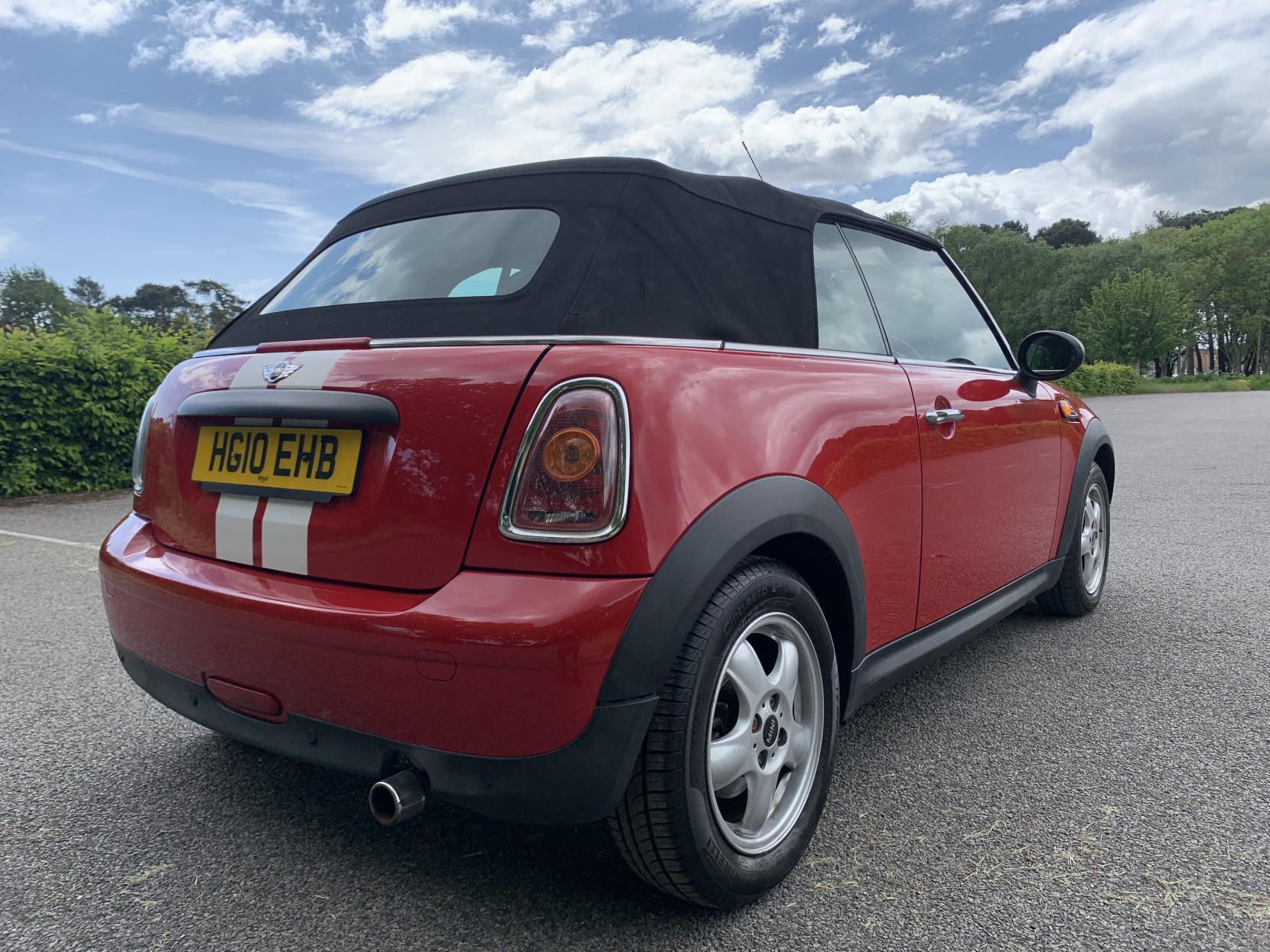 MINI Convertible 1.6 One Convertible 2dr Petrol Manual Euro 5 (98 ps)