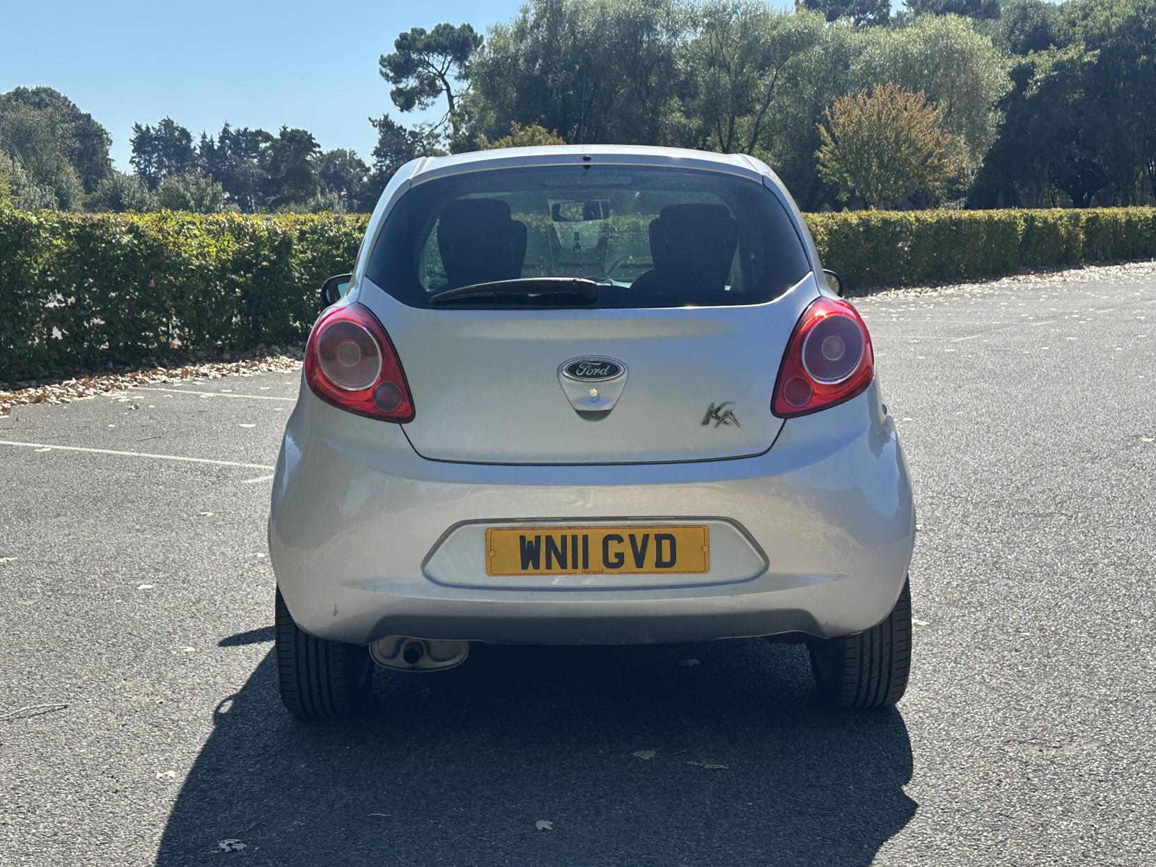 Ford Ka 1.2 Zetec Hatchback 3dr Petrol Manual Euro 5 (s/s) (69 ps)