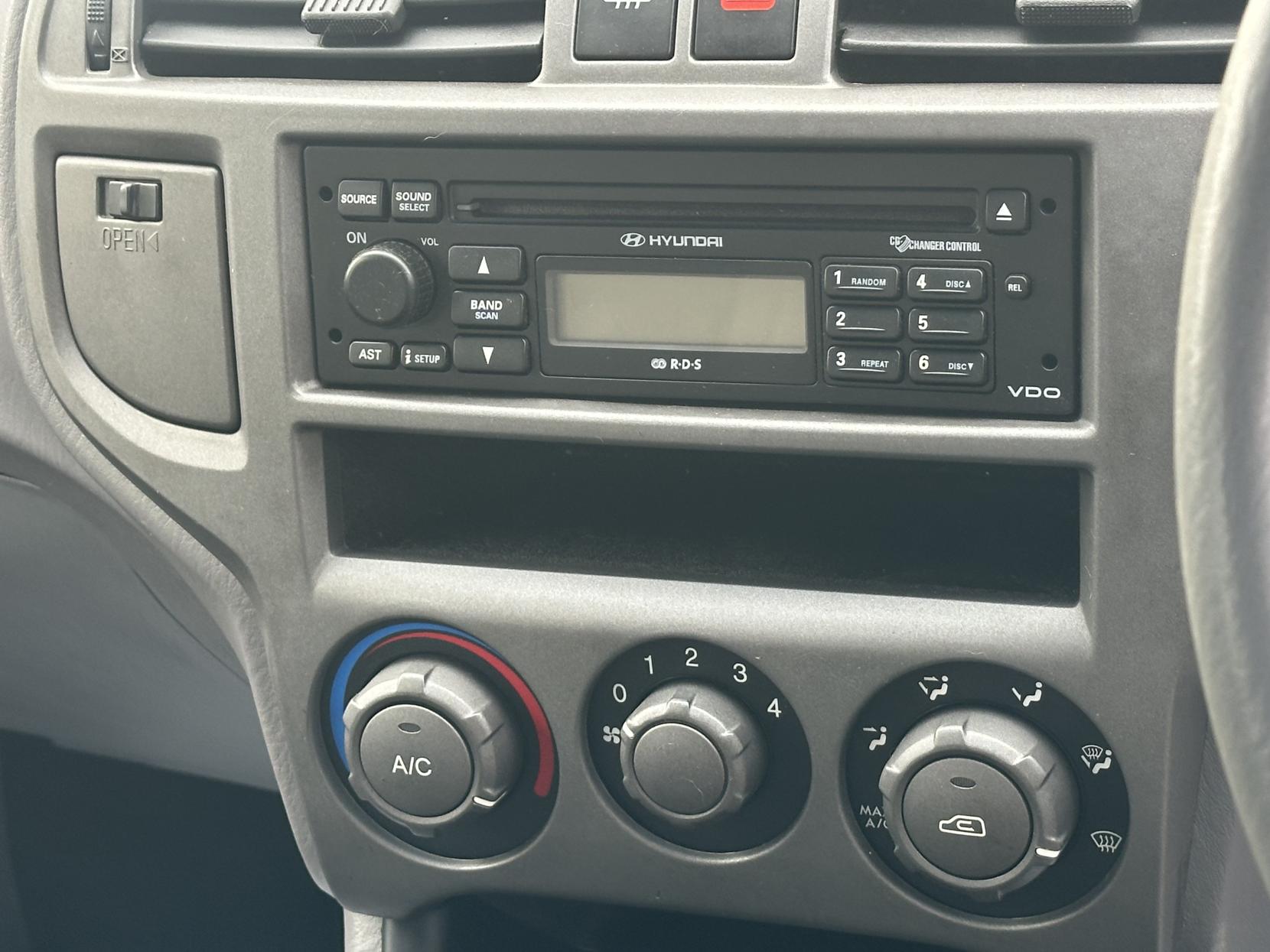 Hyundai Matrix 1.6 Comfort Hatchback 5dr Petrol Auto Euro 4 (102 bhp)