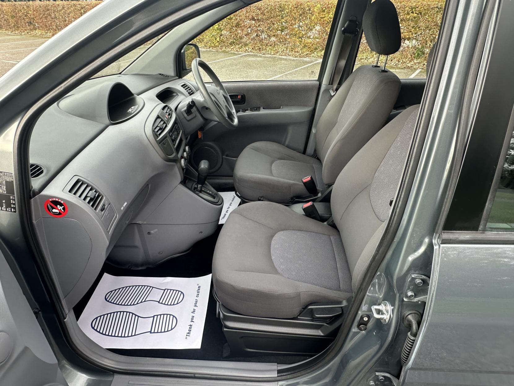 Hyundai Matrix 1.6 Comfort Hatchback 5dr Petrol Auto Euro 4 (102 bhp)