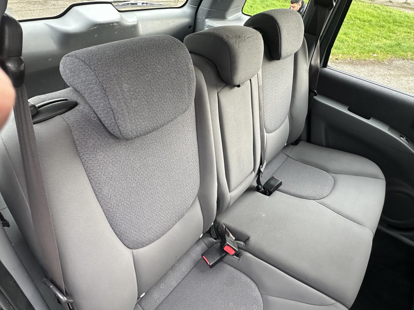 Hyundai Matrix 1.6 Comfort Hatchback 5dr Petrol Auto Euro 4 (102 bhp)