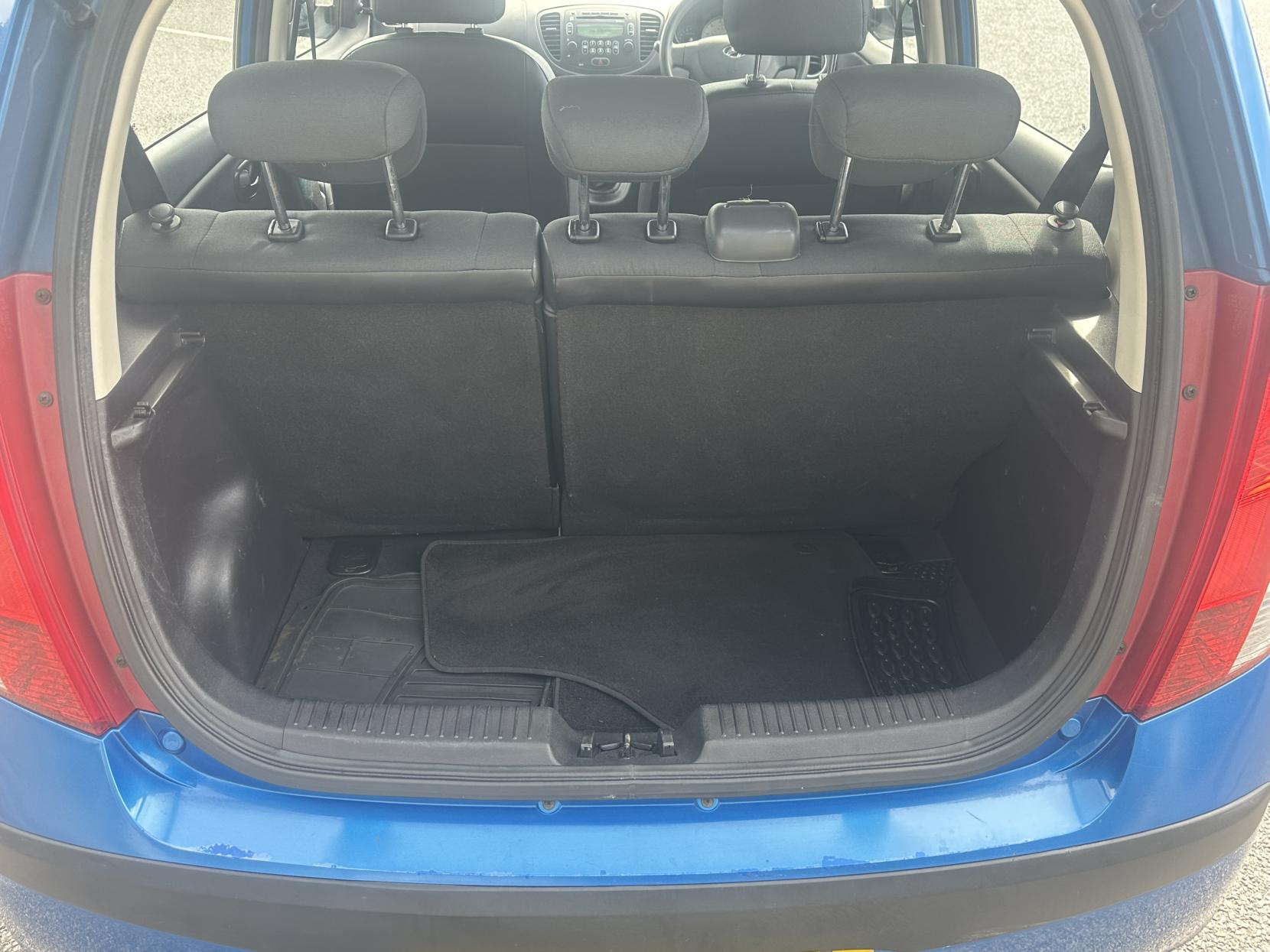 Hyundai i10 1.1 Classic Hatchback 5dr Petrol Manual Euro 4 (66 bhp)