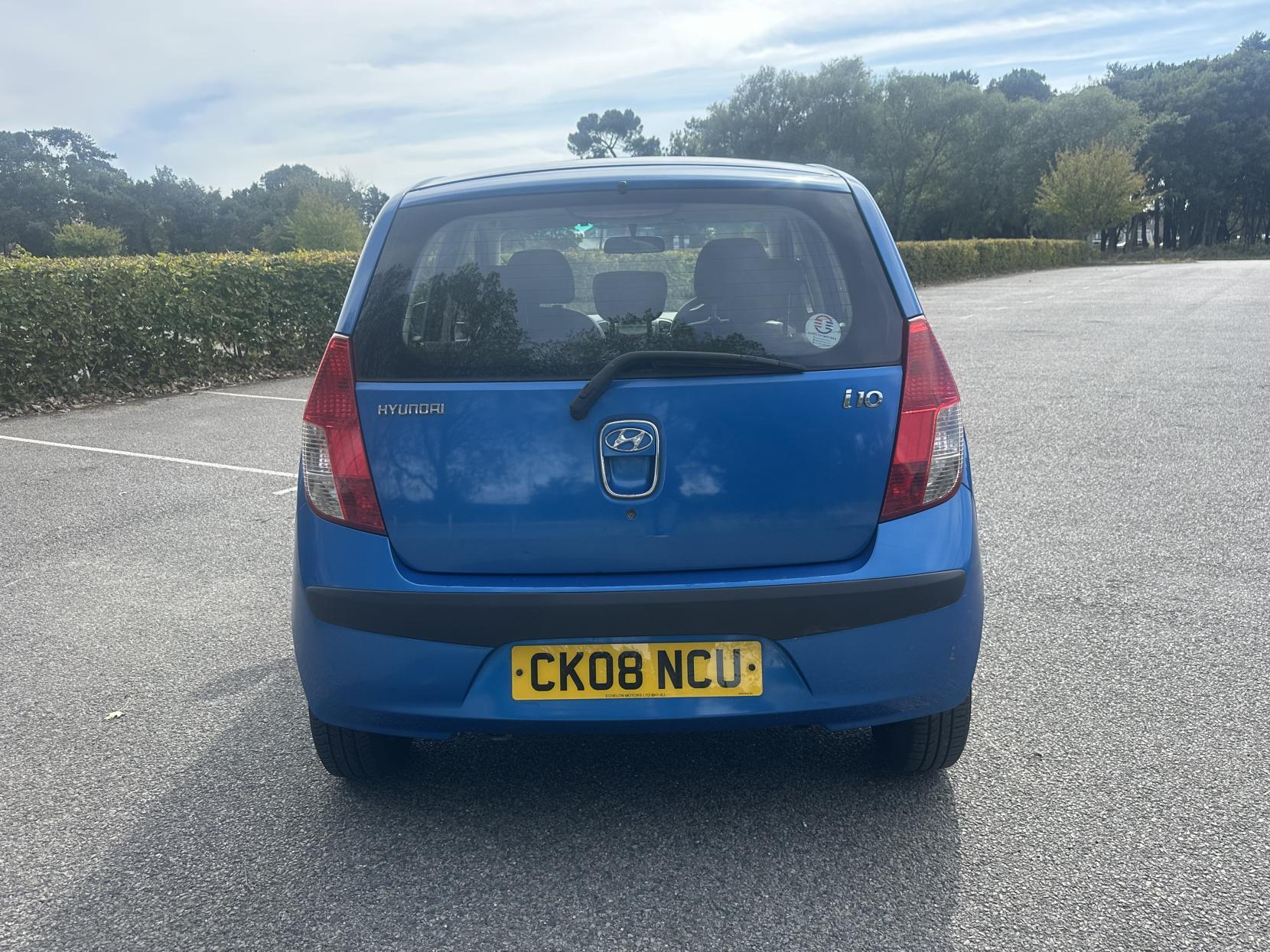 Hyundai i10 1.1 Classic Hatchback 5dr Petrol Manual Euro 4 (66 bhp)