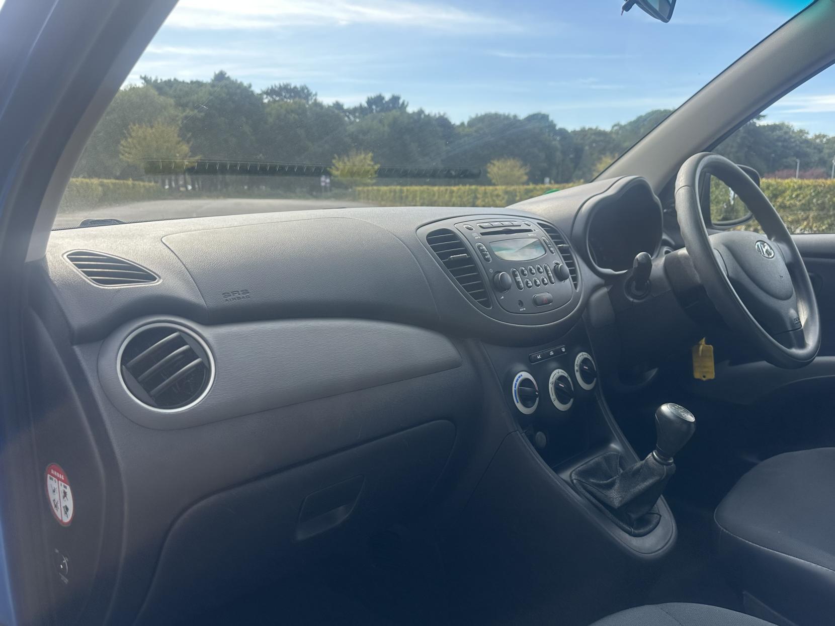 Hyundai i10 1.1 Classic Hatchback 5dr Petrol Manual Euro 4 (66 bhp)