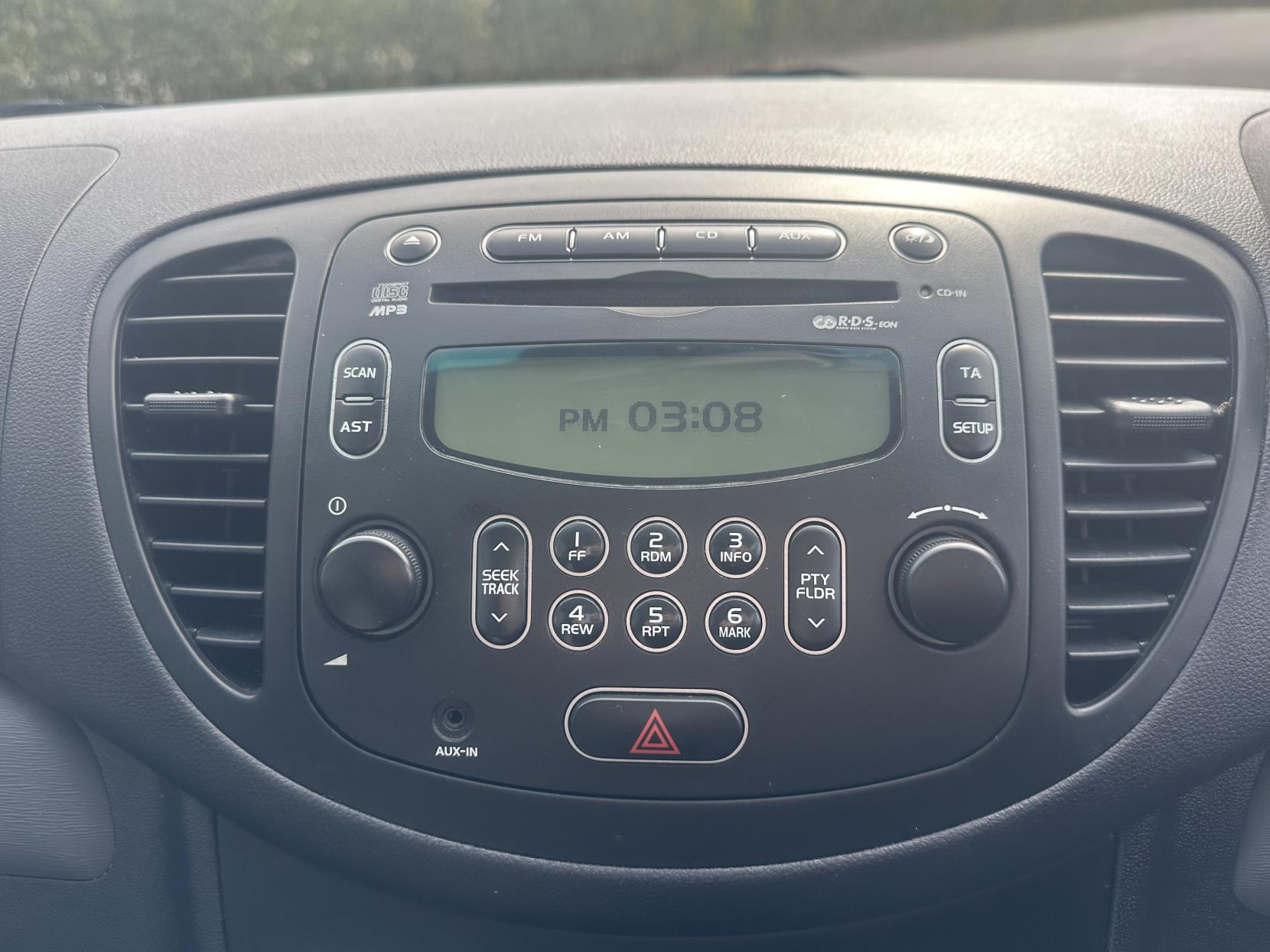 Hyundai i10 1.1 Classic Hatchback 5dr Petrol Manual Euro 4 (66 bhp)
