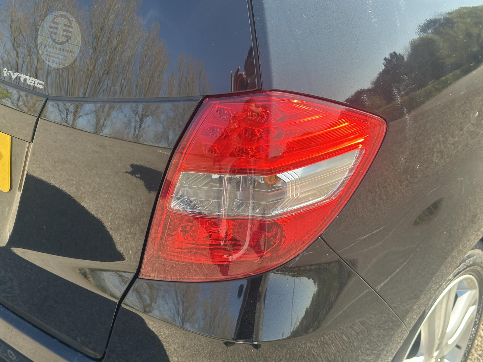 Honda Jazz 1.4 i-VTEC EX Hatchback 5dr Petrol Manual Euro 5 (99 ps)