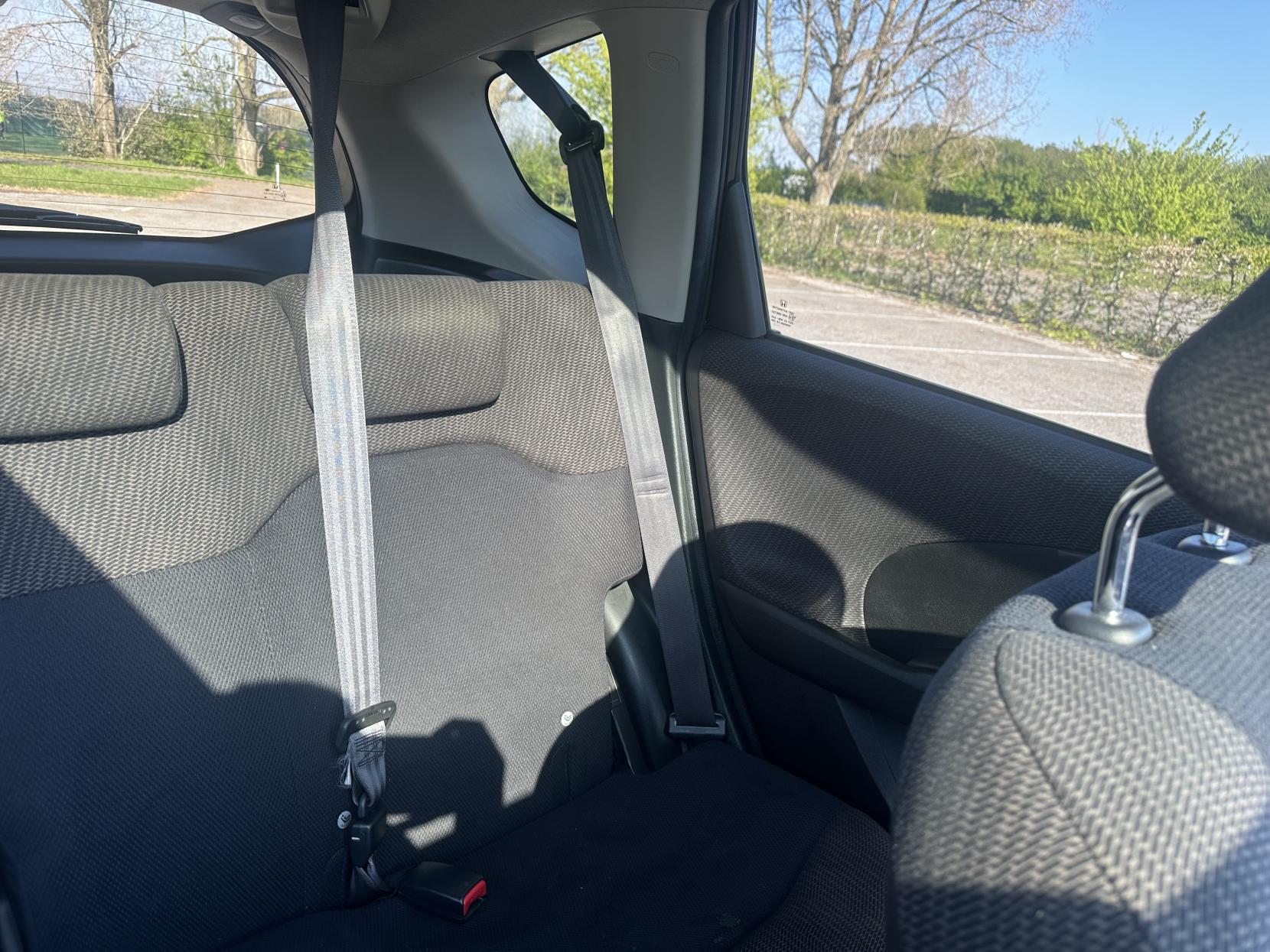 Honda Jazz 1.4 i-VTEC EX Hatchback 5dr Petrol Manual Euro 5 (99 ps)