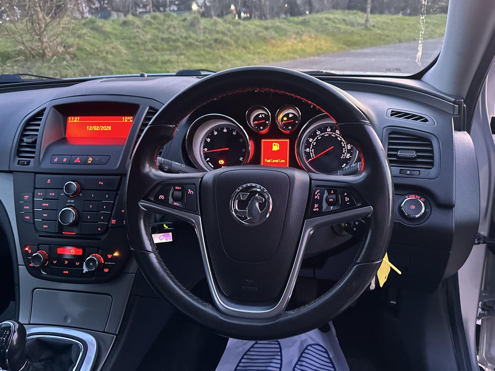 Vauxhall Insignia 1.8 16V Exclusiv Hatchback 5dr Petrol Manual Euro 5 (140 ps)