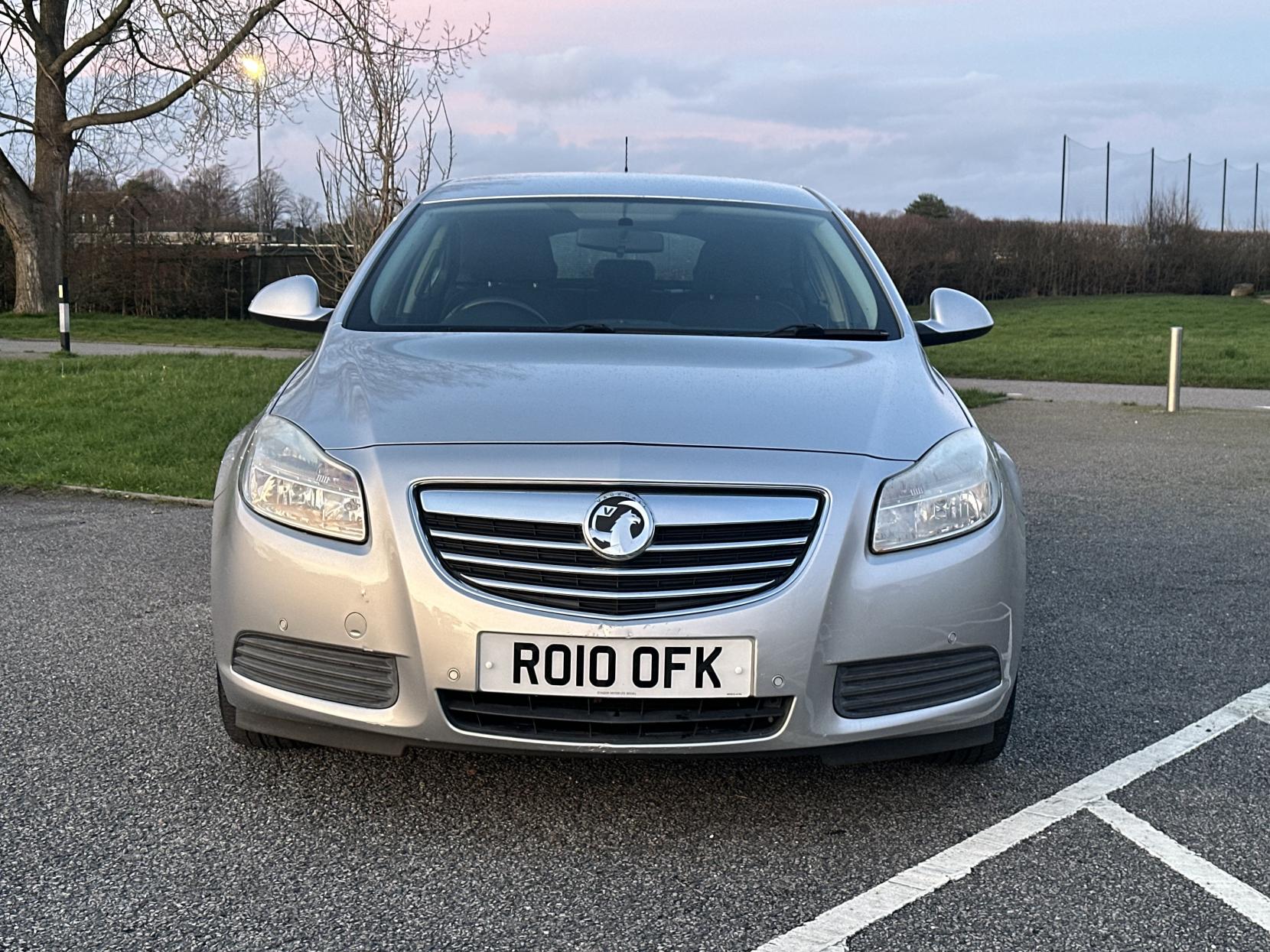 Vauxhall Insignia 1.8 16V Exclusiv Hatchback 5dr Petrol Manual Euro 5 (140 ps)