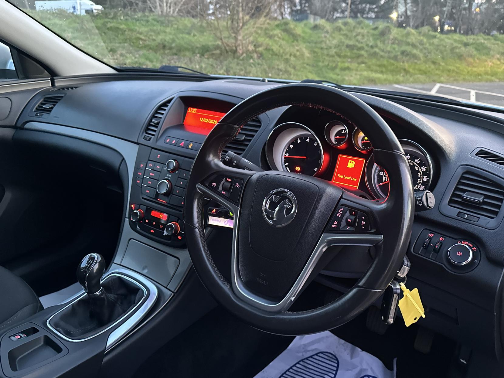 Vauxhall Insignia 1.8 16V Exclusiv Hatchback 5dr Petrol Manual Euro 5 (140 ps)