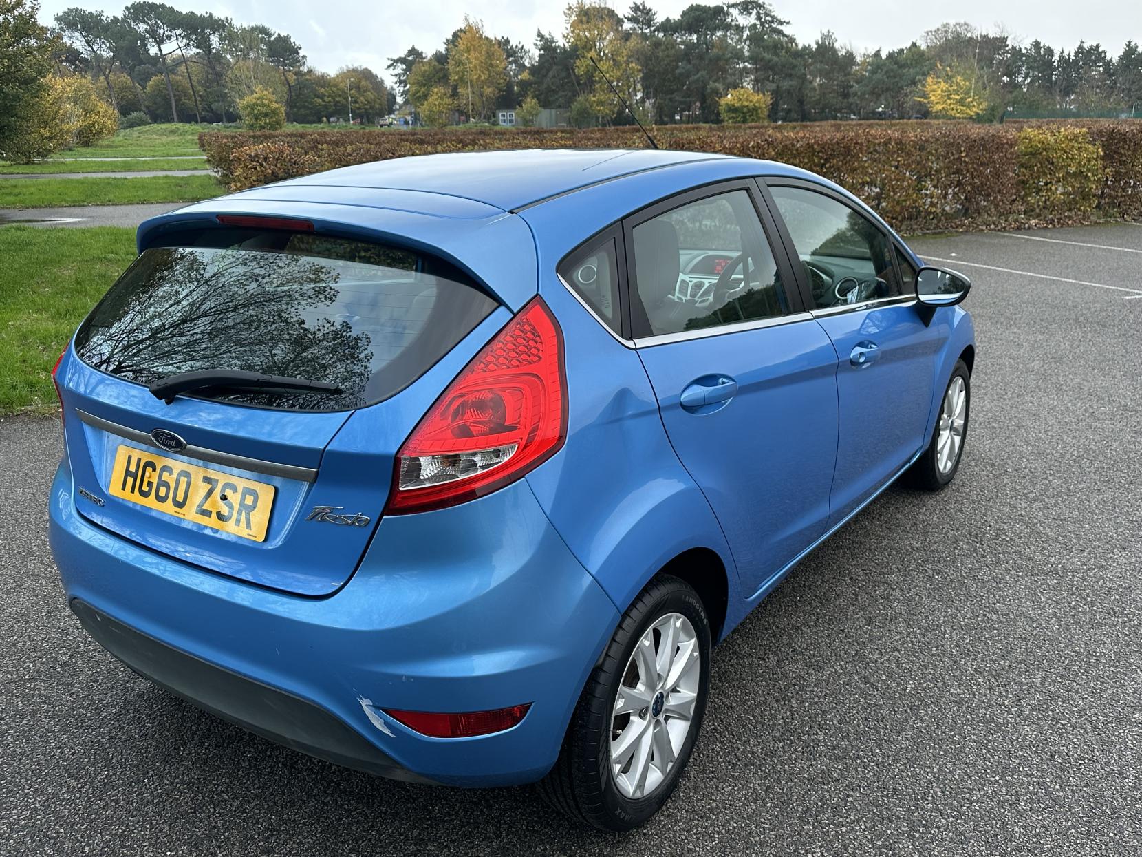 Ford Fiesta 1.4 Zetec Hatchback 5dr Petrol Manual (133 g/km, 94 bhp)