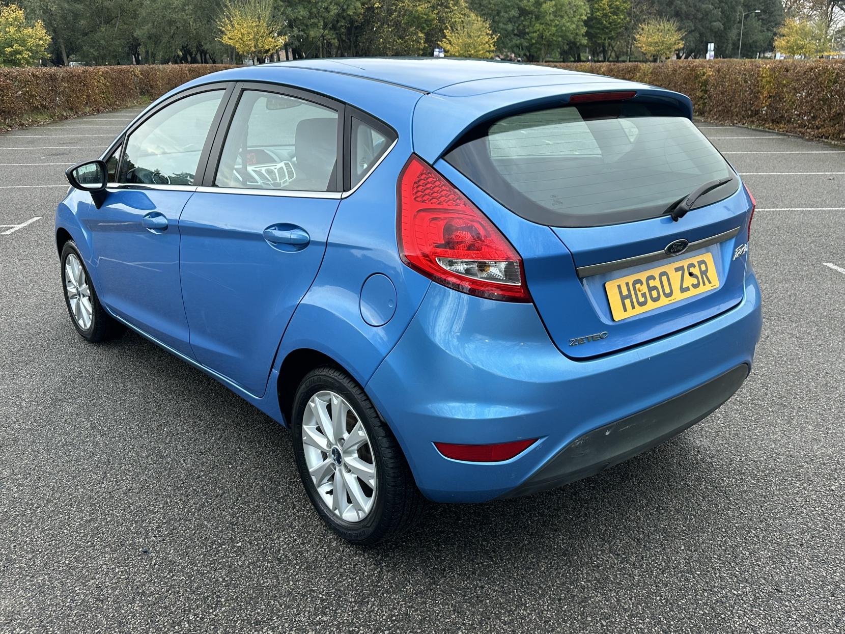 Ford Fiesta 1.4 Zetec Hatchback 5dr Petrol Manual (133 g/km, 94 bhp)