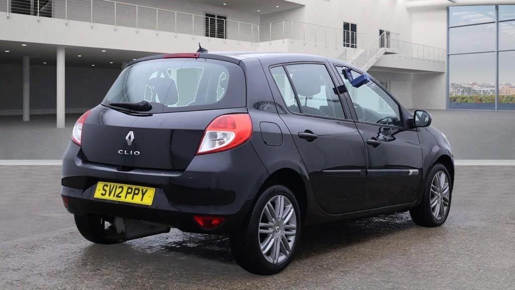 Renault Clio 1.2 Dynamique TomTom Hatchback 5dr Petrol Manual Euro 5 (75 ps)