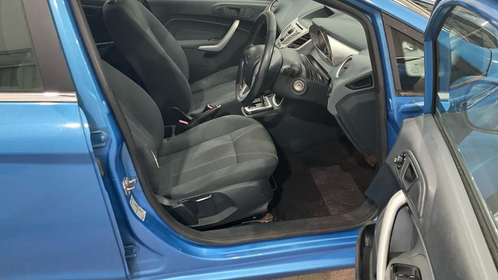 Ford Fiesta 1.4 Zetec Hatchback 5dr Petrol Automatic (154 g/km, 94 bhp)