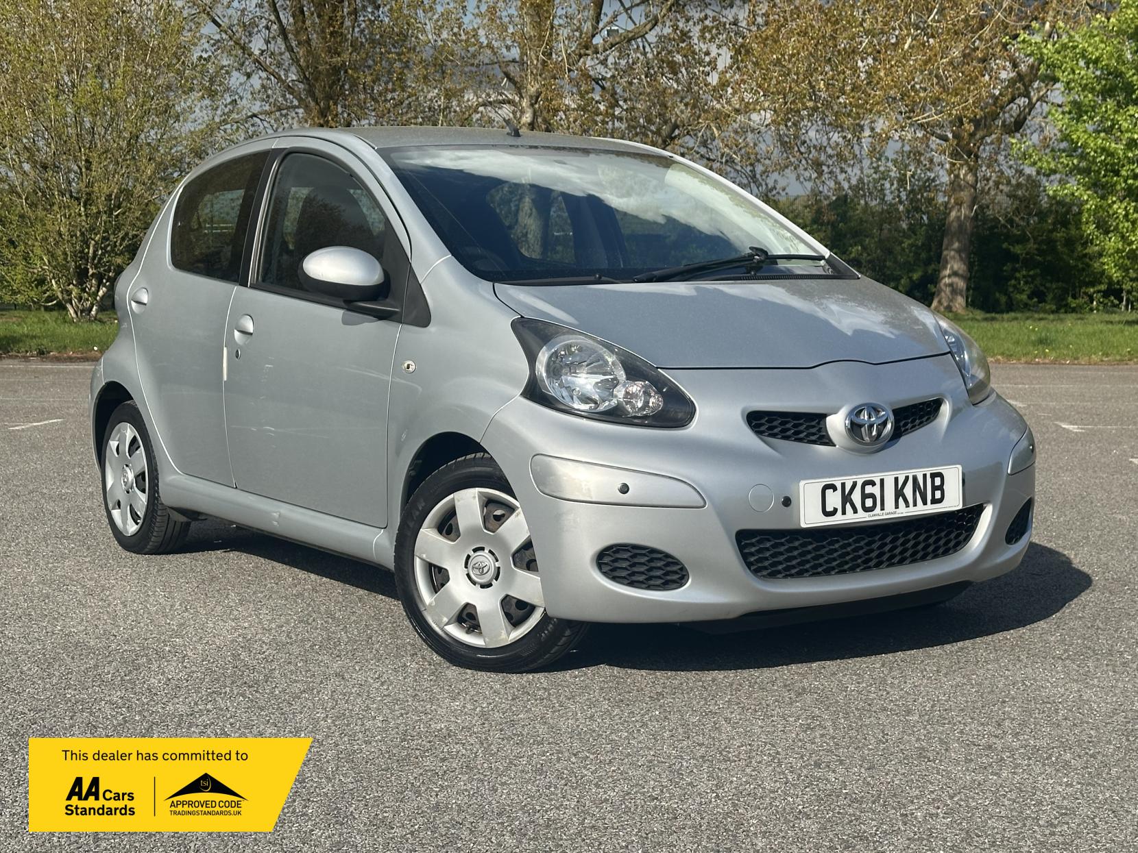 Toyota AYGO 1.0 VVT-i Ice Hatchback 5dr Petrol Manual Euro 5 (67 ps)