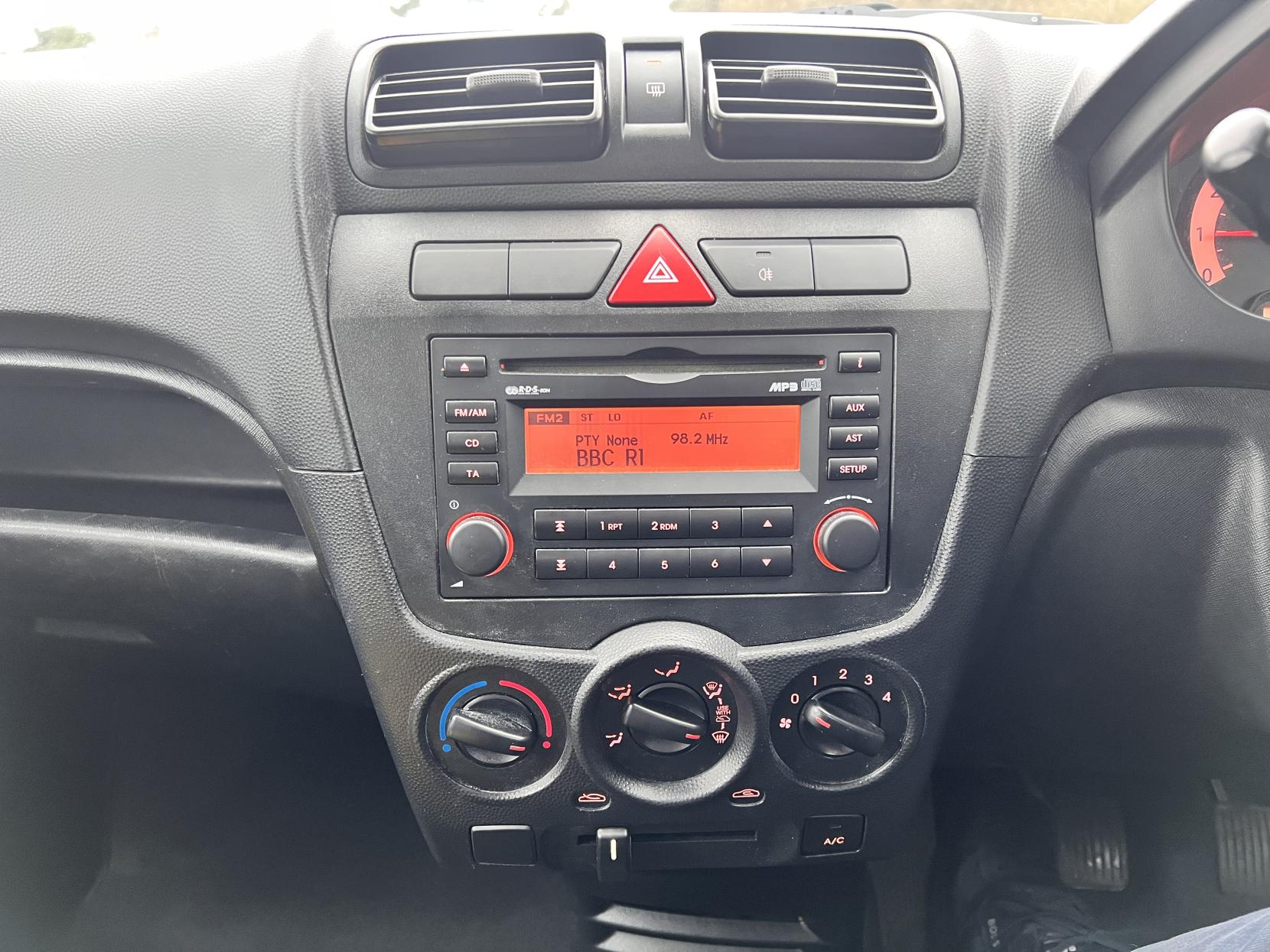 Kia Picanto 1.1 Strike Hatchback 5dr Petrol Manual (114 g/km, 64 bhp)