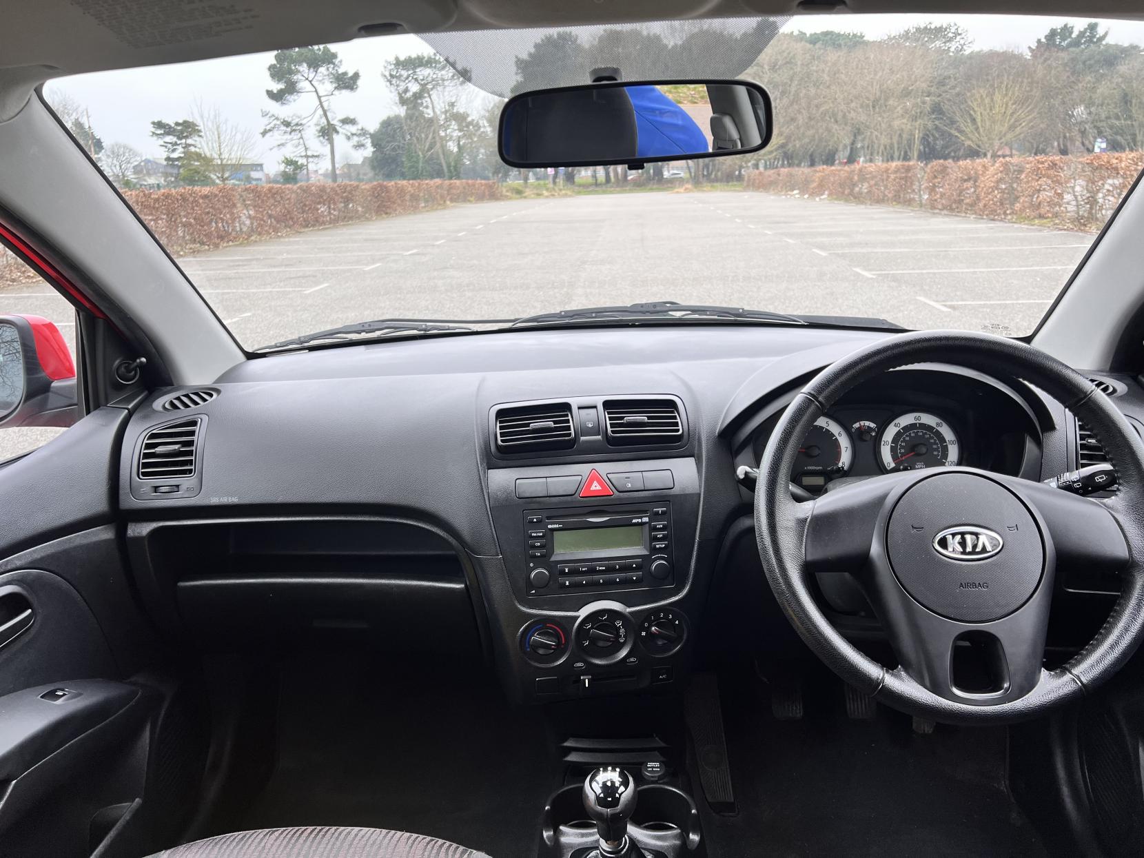 Kia Picanto 1.1 Strike Hatchback 5dr Petrol Manual (114 g/km, 64 bhp)