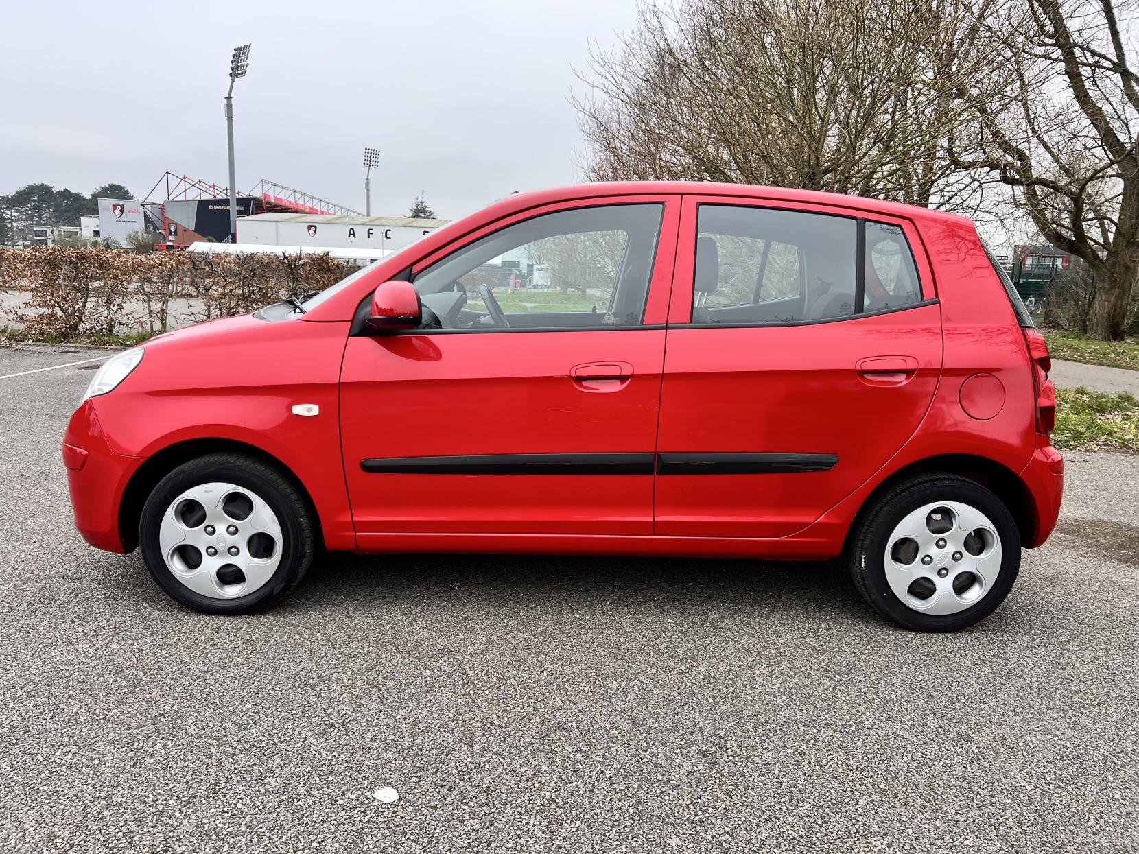 Kia Picanto 1.1 Strike Hatchback 5dr Petrol Manual (114 g/km, 64 bhp)