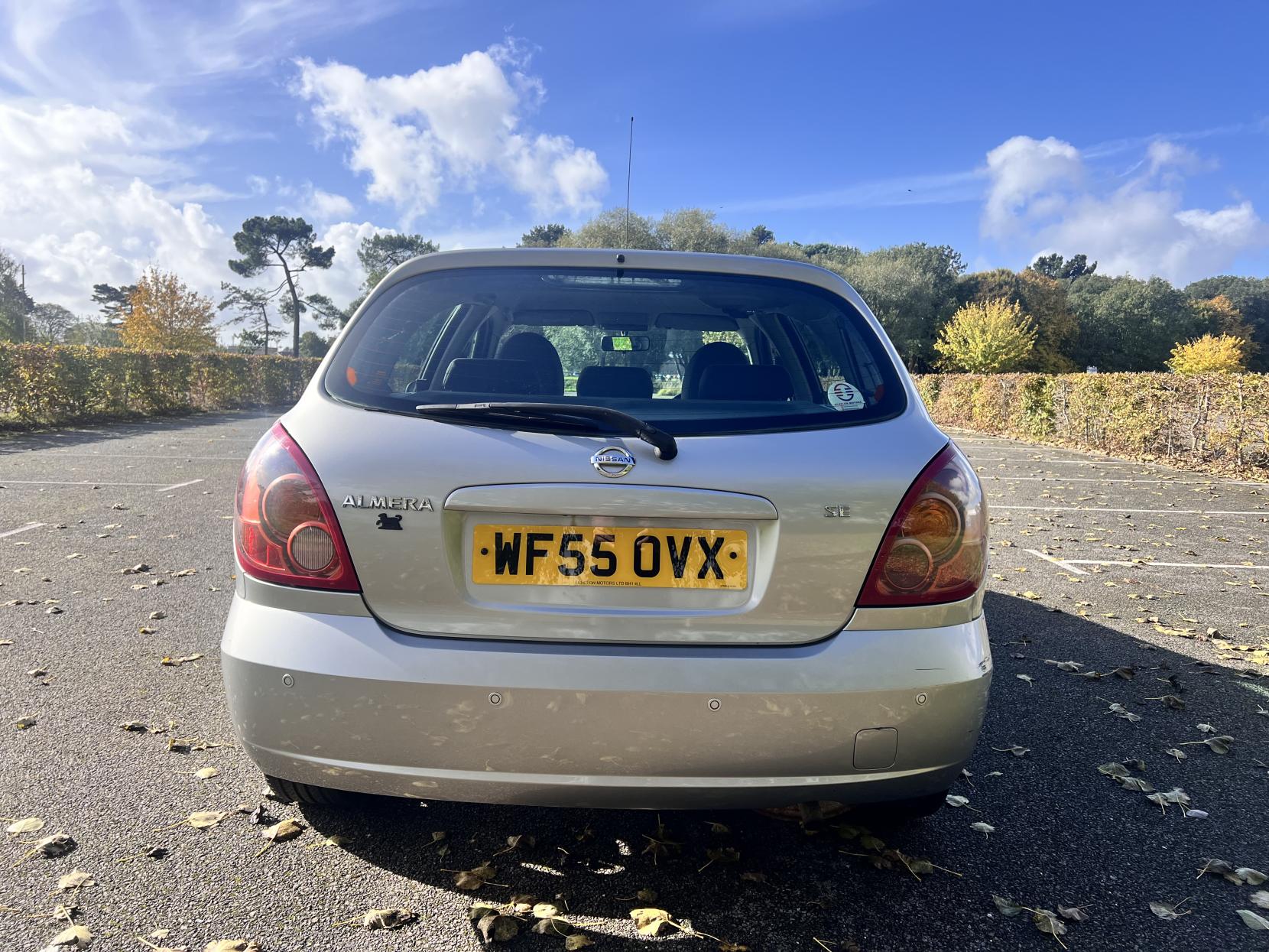 Nissan Almera 1.5 SE Hatchback 5dr Petrol Manual (160 g/km, 89 bhp)