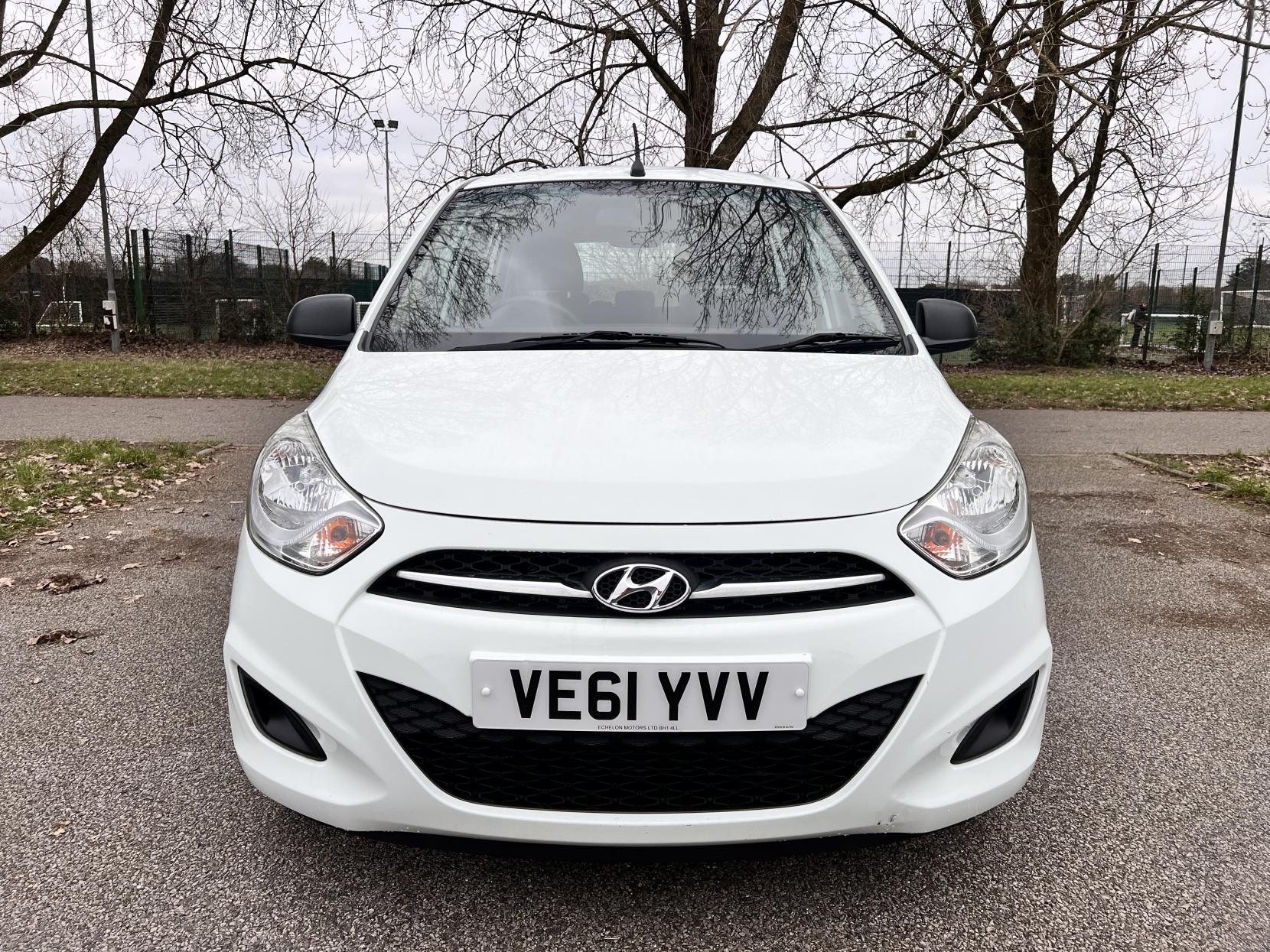 Hyundai i10 1.2 Classic Hatchback 5dr Petrol Manual Euro 5 (85 bhp)