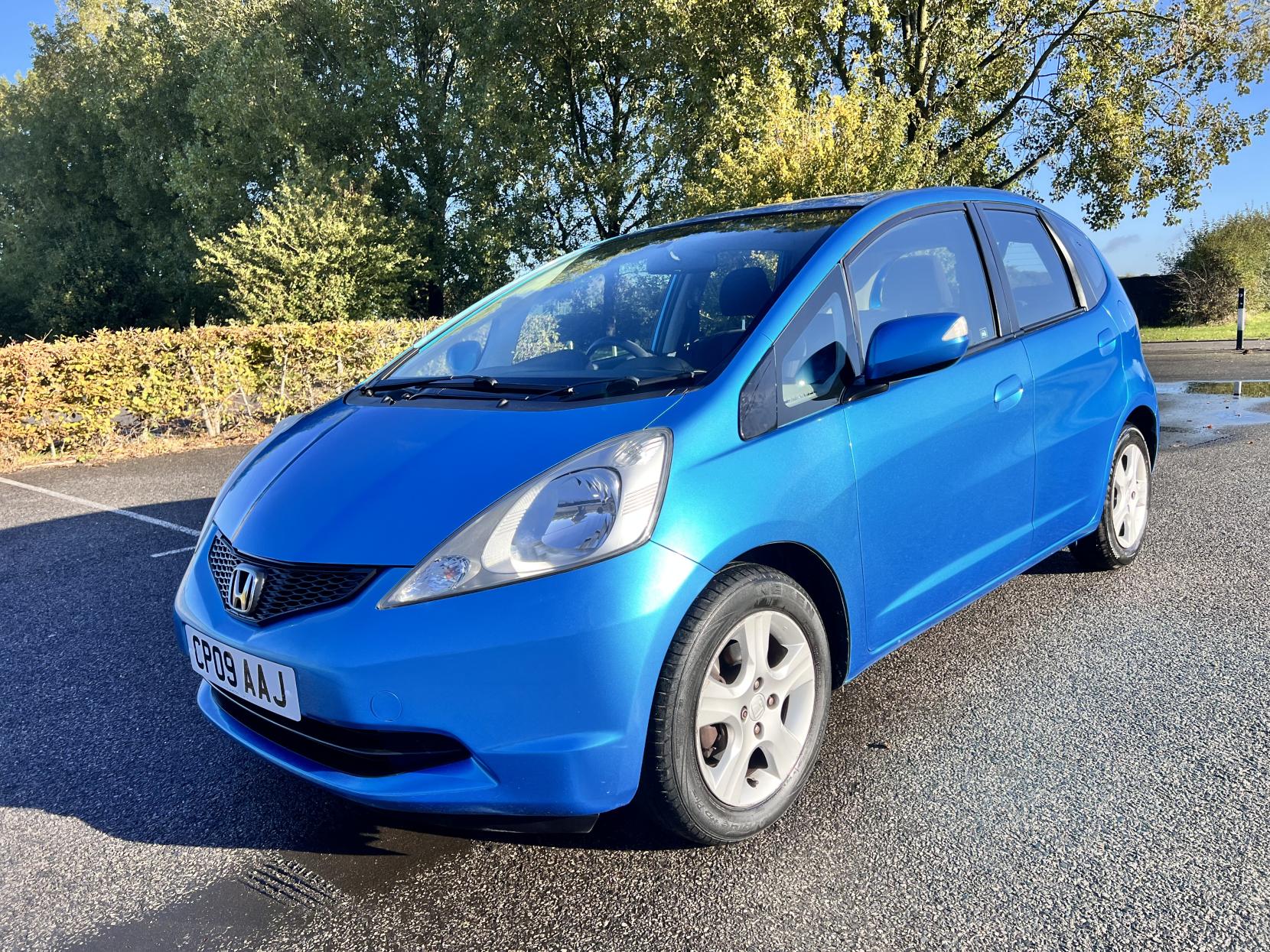 Honda Jazz 1.4 i-VTEC ES Hatchback 5dr Petrol i SHIFT Euro 4 (100 ps)