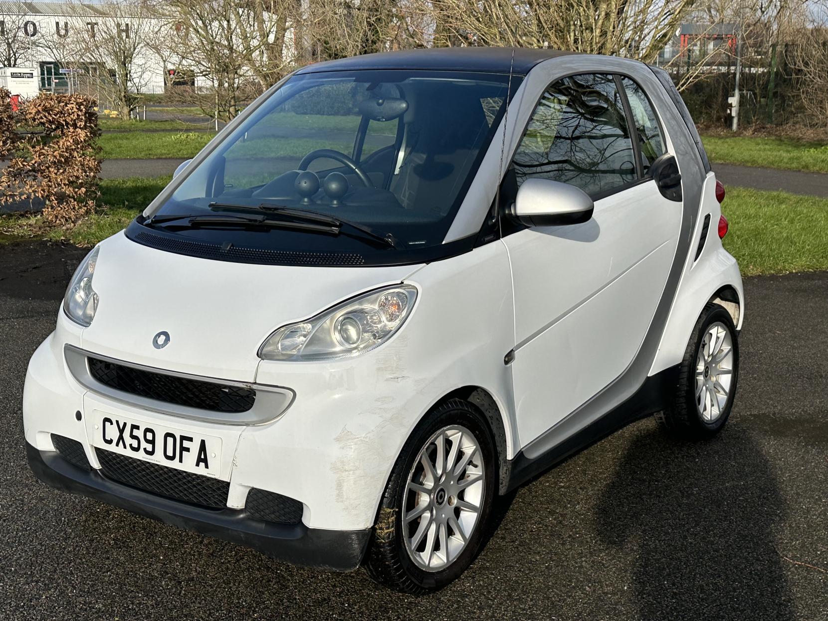 Smart fortwo 1.0 MHD Passion Coupe 2dr Petrol Auto Euro 4 (71 bhp)
